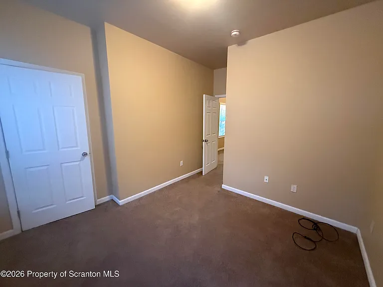 1409 Sanderson Ave #2 — Photo 6