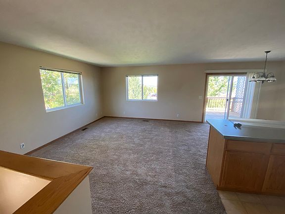 4th image of 7050 La Salle St #1