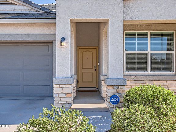 3rd image of 7845 W Kerby Avenue