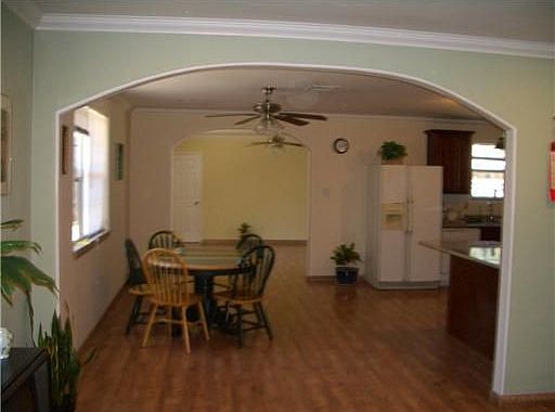 3rd image of 1759 Pressburg Dr