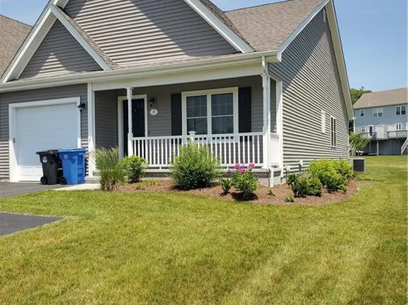 7 Mill Stream Dr, Cumberland, RI 02864