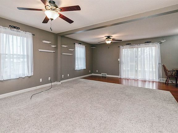 4th image of 1701 G Ave