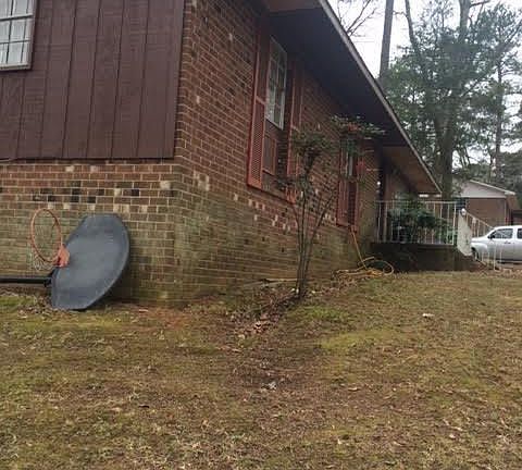3rd image of 802 Terrace View Dr
