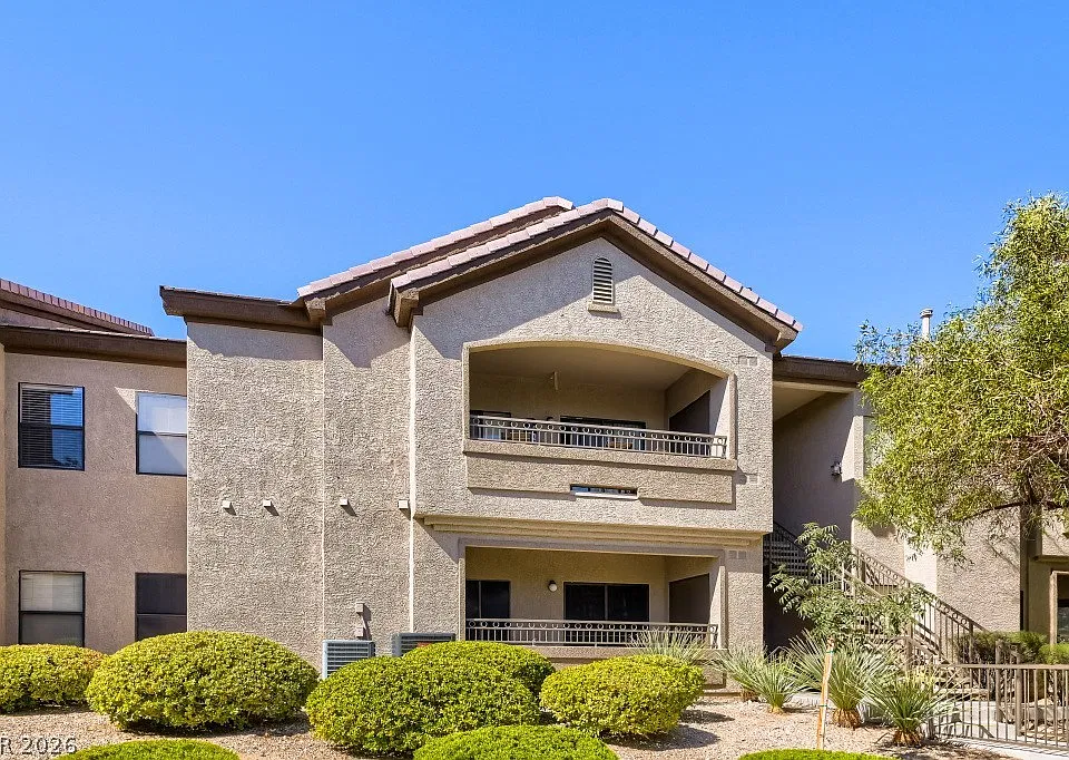 8250 N Grand Canyon Dr #1027