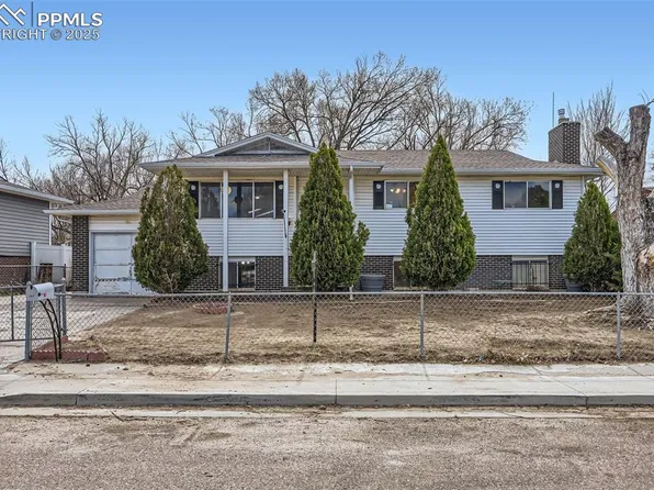 197 Dairy Ln, Colorado Springs, CO 80911