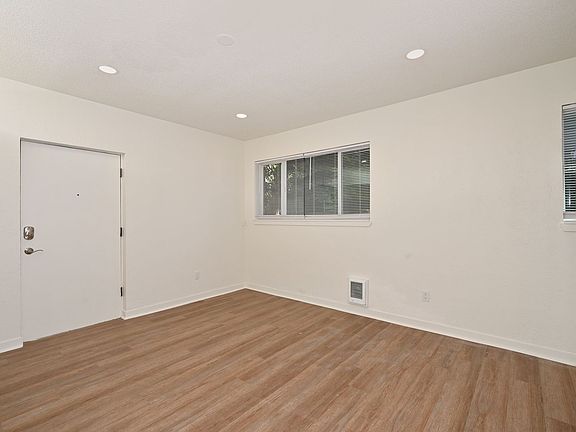 5th image of 6506 4th Ave NE #6-03