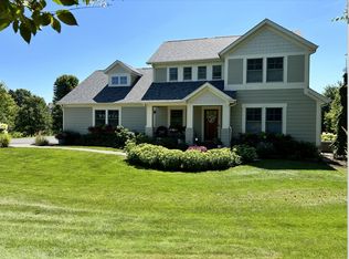 803 Prairie Meadows Dr, Hudson, WI 54016