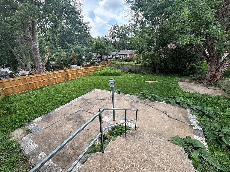2904 NW Bristol Ct — Photo 15
