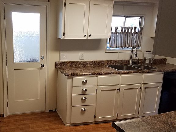 Kitchen Left Side