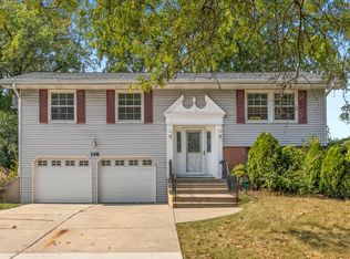 2S148 Avondale Ln, Lombard, IL