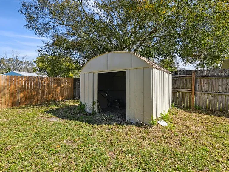 2803 Northcote Dr — Photo 23