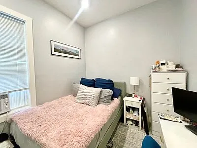 18 Atlantic St #3 — Photo 9