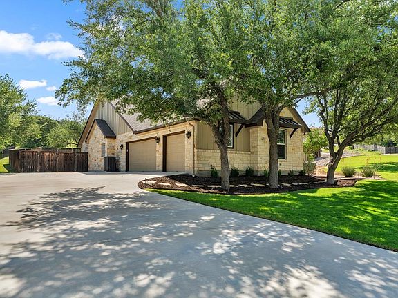 2nd image of 307 Shady Grove Parkway