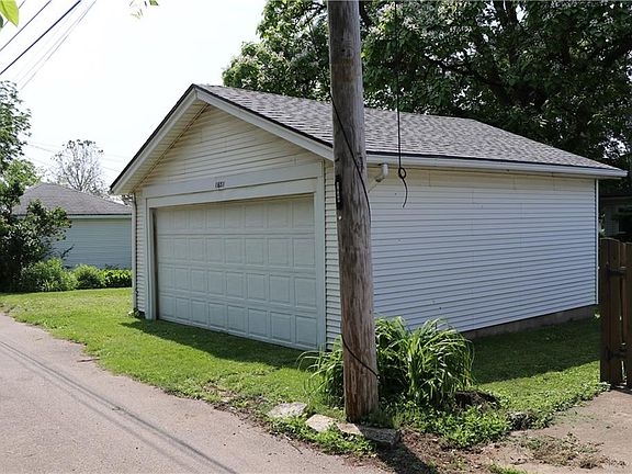 5th image of 1651 Gondert Ave
