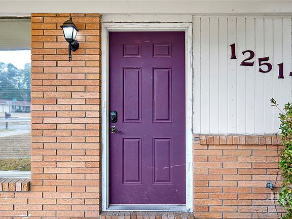 5th image of 12517 Golf Club Drive