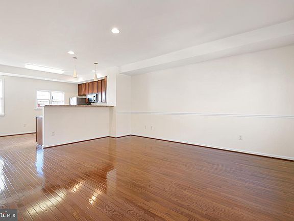 5th image of 1222 McCoy Way