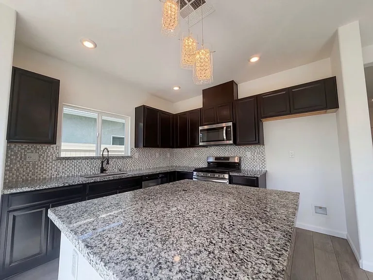 1175 Willow Hill Ave #B3 — Photo 7