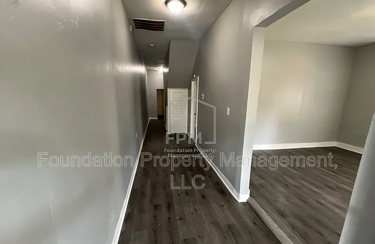 2632 Harvard Ave — Photo 5