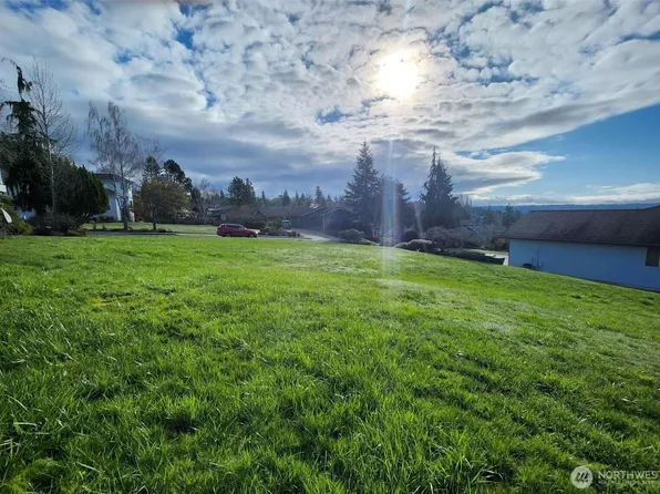 3023 Pawnee Drive, Bremerton, WA 98310