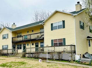 2 Green Meadow Ln #C, Eureka Springs, AR 72631