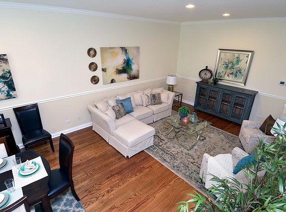 3rd image of 527 N Dunton Ave #1