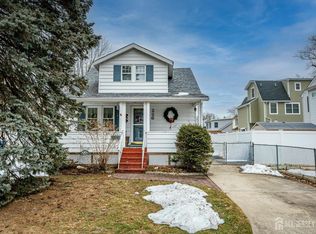 226 University Ave, Metuchen, NJ 08840