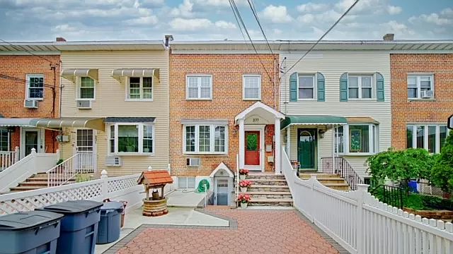 1st image of 233 Brinsmade Ave
