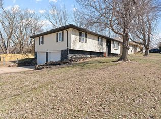 1273 E Briar St, Springfield, MO 65804