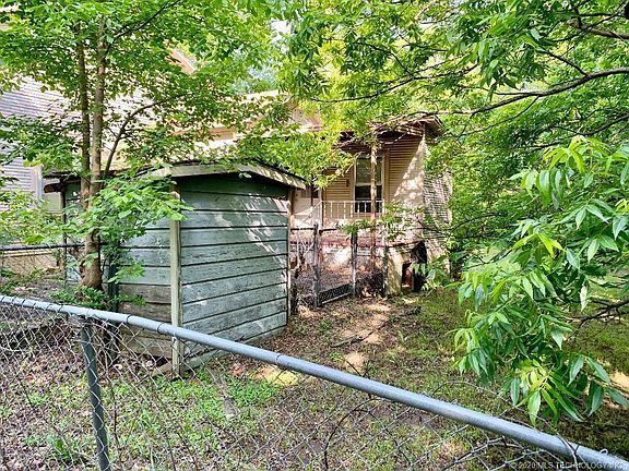 4th image of 1127 Arapahoe Ave