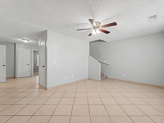 3rd image of 3403 SW Victoria Pl