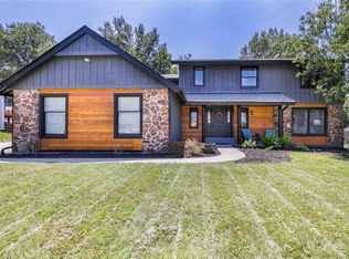 4651 Briargate Dr, Saint Charles, MO 63304
