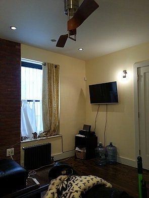 4th image of 1154 Pacific St #1EE
