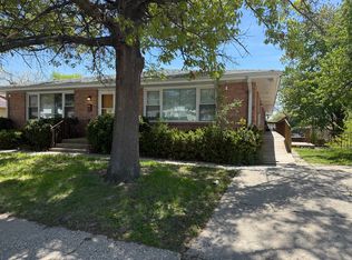 2916 Halsted Rd, Rockford, IL 61101