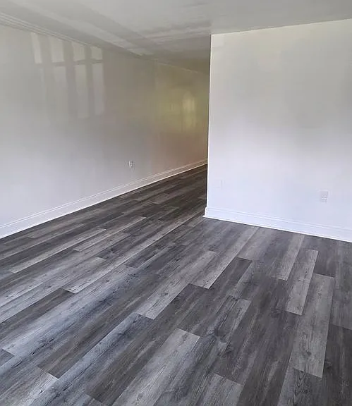 1624 Lyle Ct — Photo 2