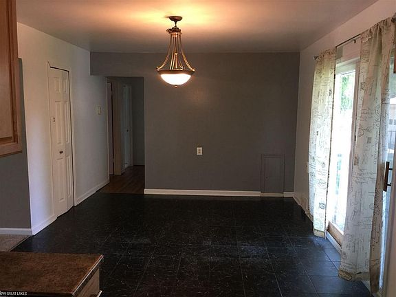 2nd image of 22266 Schafer St