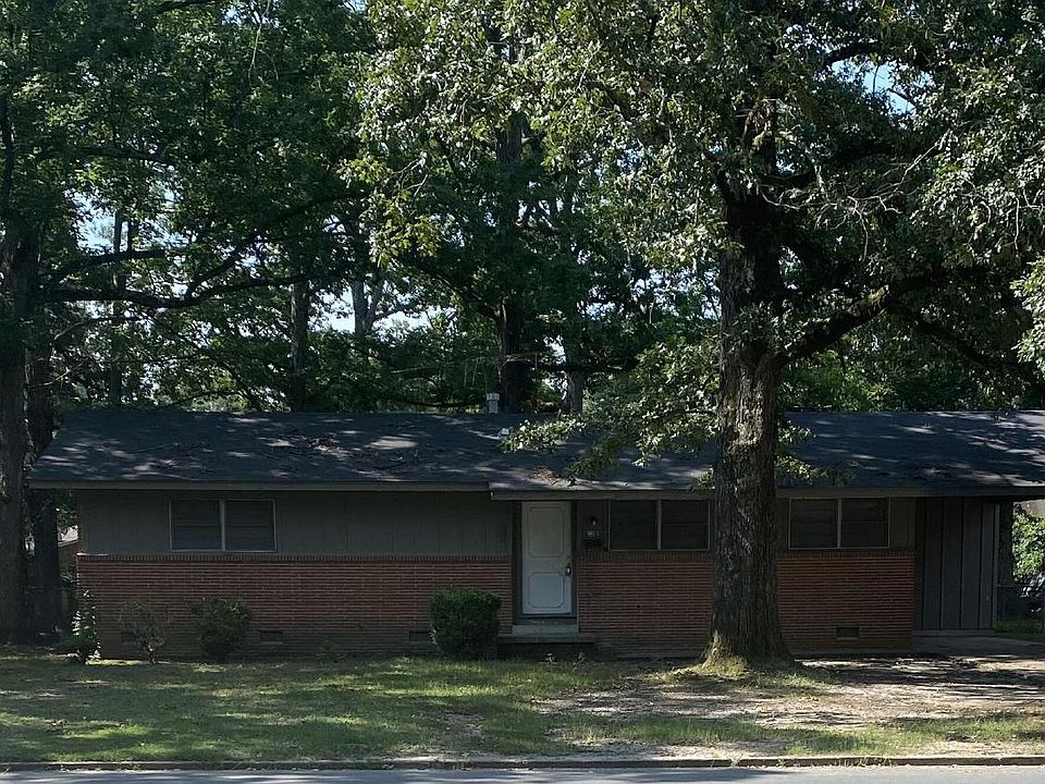 2nd image of 2300 W 36th Ave