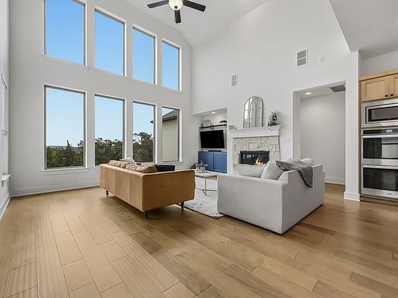 3rd image of 6717 Liberty Grotto Ct