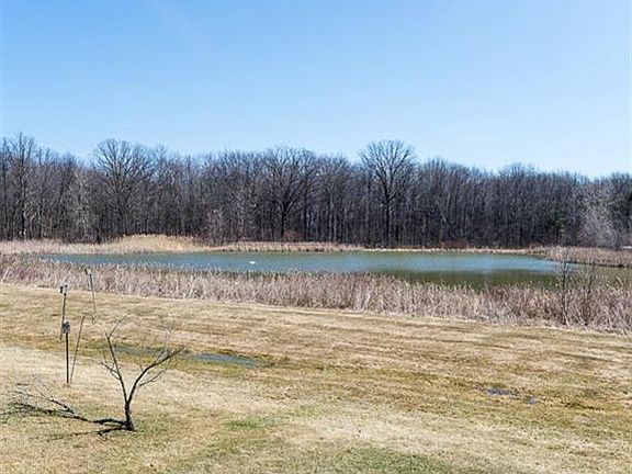 3rd image of 8100 Thornhill Dr