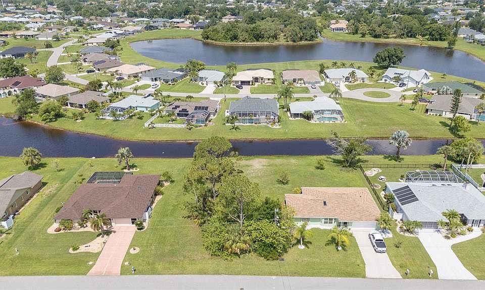 1st image of 449 Corrientes Cir #31