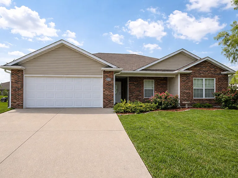4207 Black Tail Dr — Photo 1