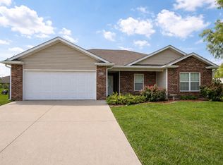 4207 Black Tail Dr, Columbia, MO 65202