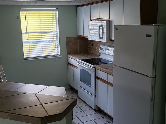 Kitchen closer up.