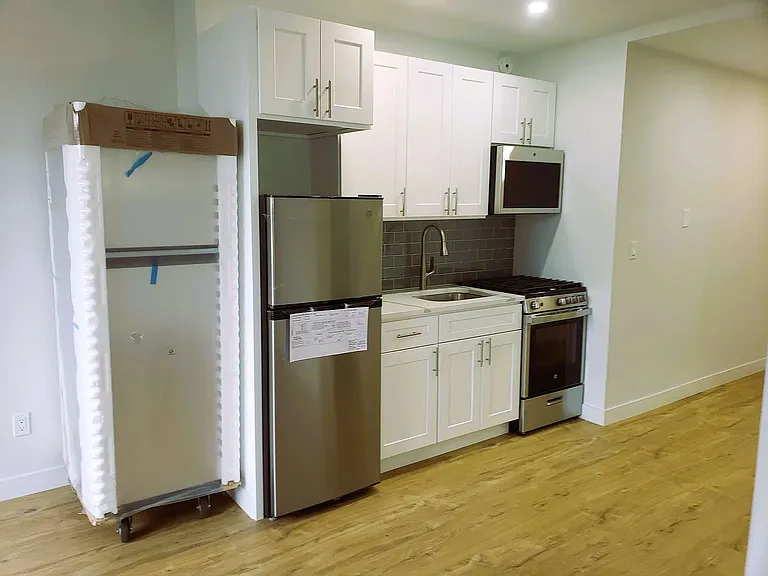 58-12 Queens Blvd #6G — Photo 5