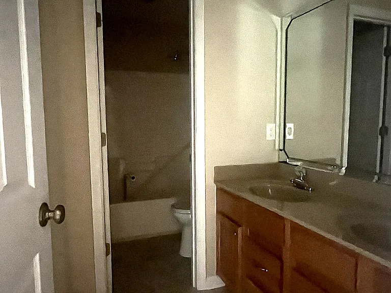 136 Joycliff Cir — Photo 30