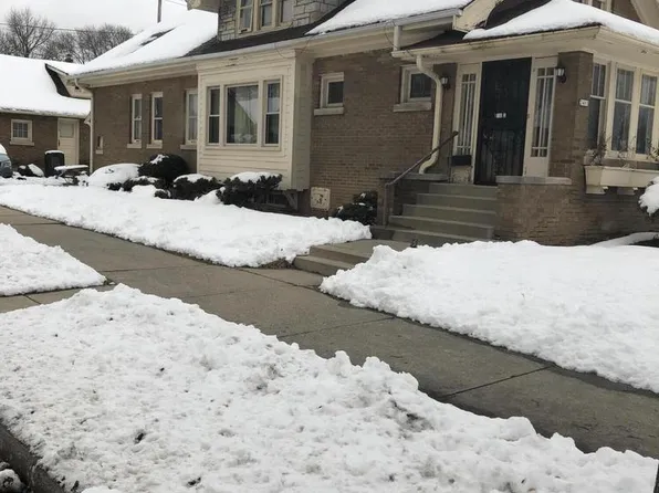 2403 N 47th STREET, Milwaukee, WI 53210