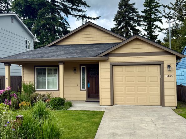 8445 SE Gray St