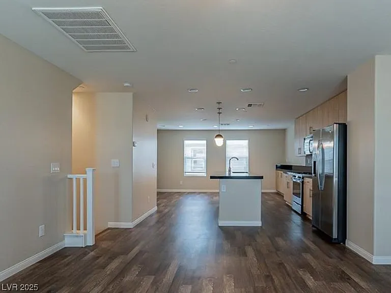 9050 W Tropicana Ave #1072 — Photo 7