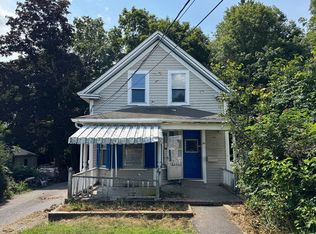 30 1st St, Taunton, MA 02780