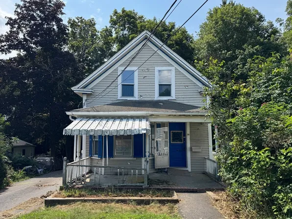 30 1st St, Taunton, MA 02780
