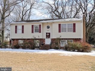 233 Murray Ave, Hamilton, NJ 08620